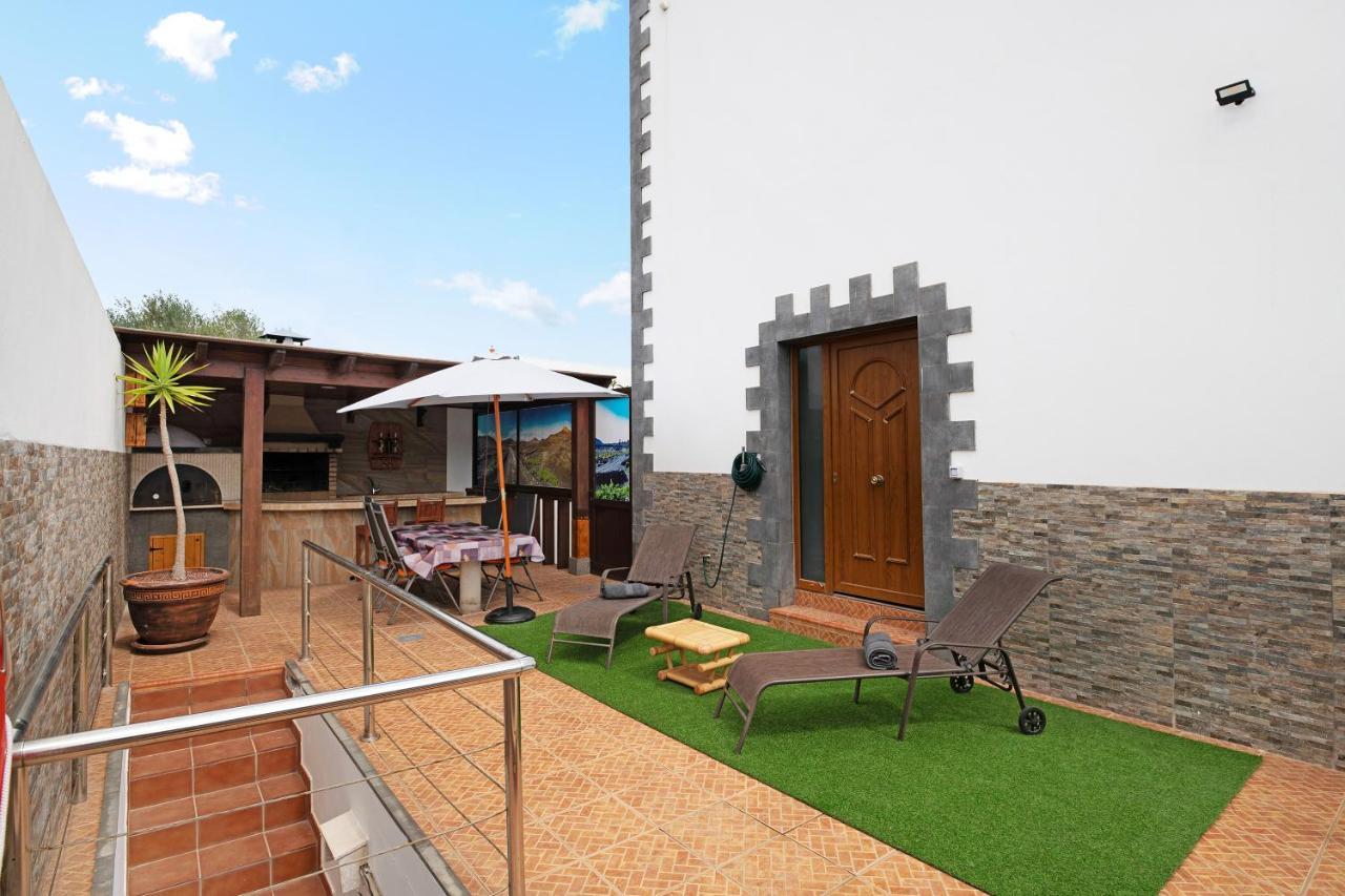 Villa Casa Barriguita à Yaiza  Extérieur photo