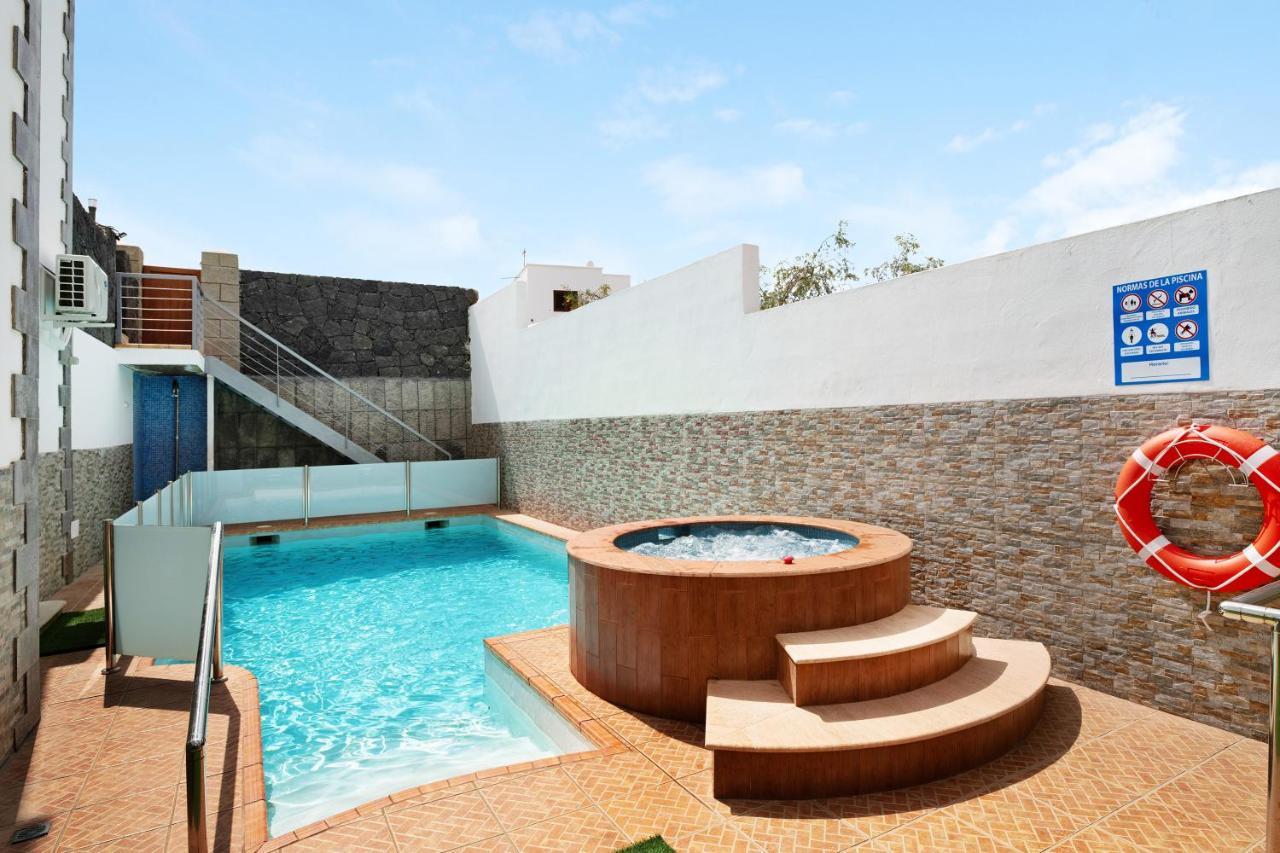 Villa Casa Barriguita à Yaiza  Extérieur photo