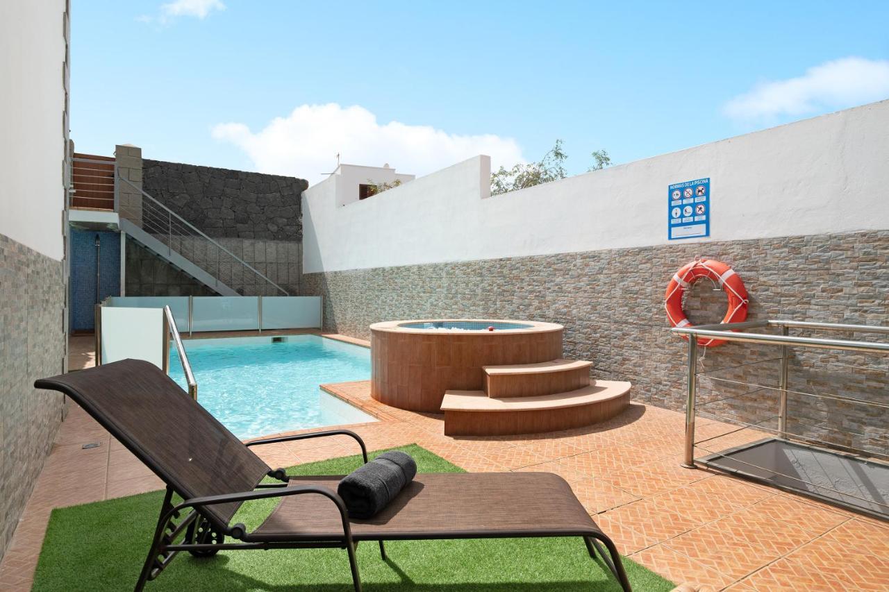 Villa Casa Barriguita à Yaiza  Extérieur photo