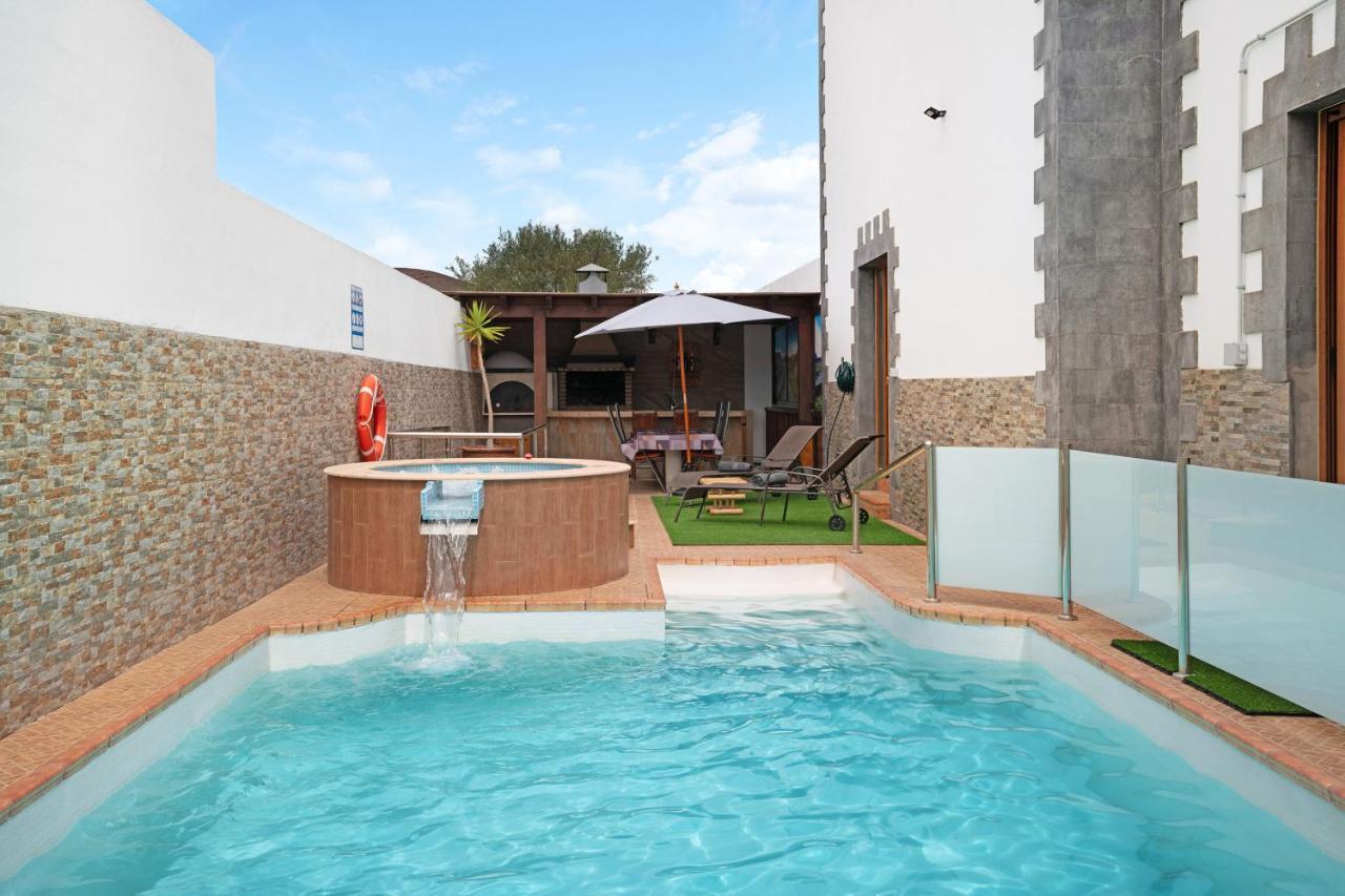 Villa Casa Barriguita à Yaiza  Extérieur photo